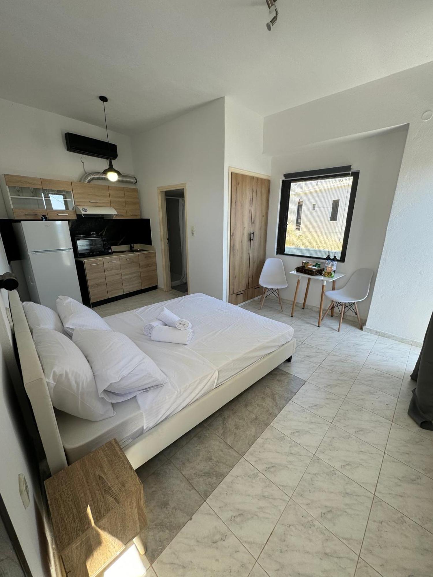 Mirtos4Seasons Apartamento Exterior foto